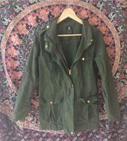 Leichte Übergangsjacke neu ungetrag dunkelgrün khaki Jacke Mantel Nordrhein-Westfalen - Blomberg Vorschau