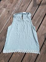 Only Hippie Top Bluse Tanktop Spitze salbeigrün 38 40 Hessen - Pohlheim Vorschau