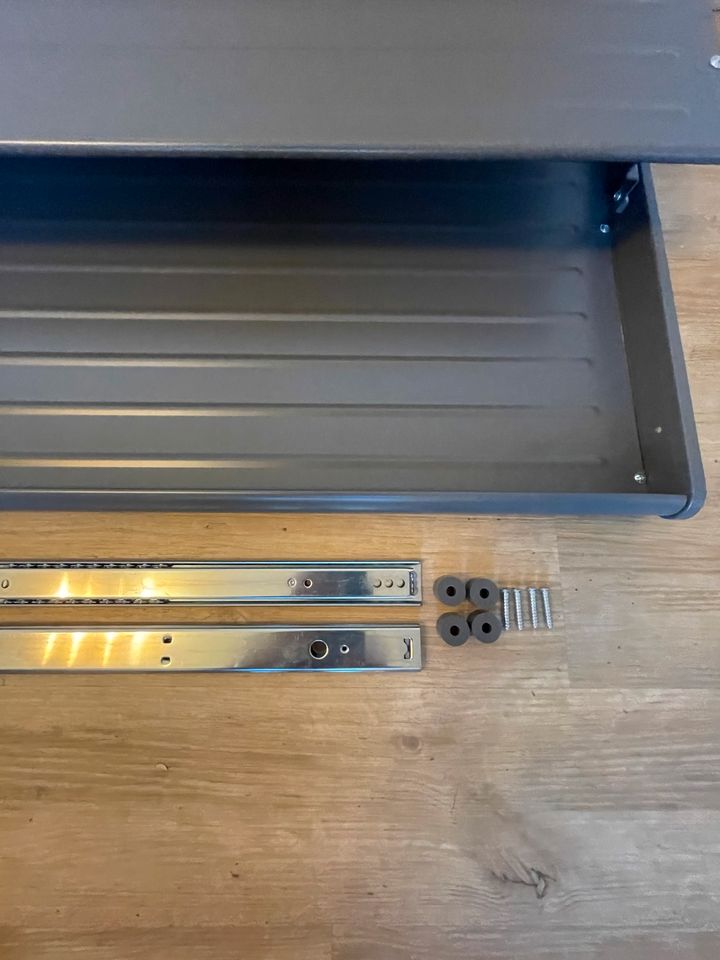 Ikea Komplement Schuhregal, ausziehbar, Metall 100x58 cm in Langerwehe