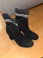 Heels aus Stoff Saarland - Völklingen Vorschau