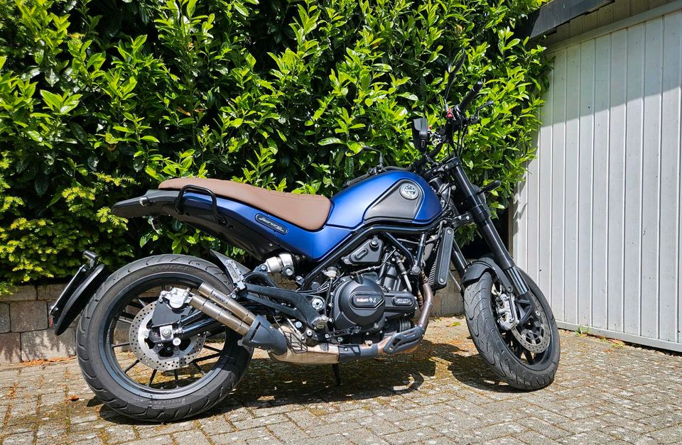 Benelli Leoncino 500 in Lengede