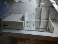 Badezimmer Möbeln Spiegel Waschbecken Schrank Armatur 86*190cm Nordrhein-Westfalen - Minden Vorschau