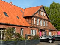 private Reitanlage u. Wohnhaus in ehem. historischem Bahnhof-Hotel vor den Toren Hamburgs Niedersachsen - Dahlenburg Vorschau