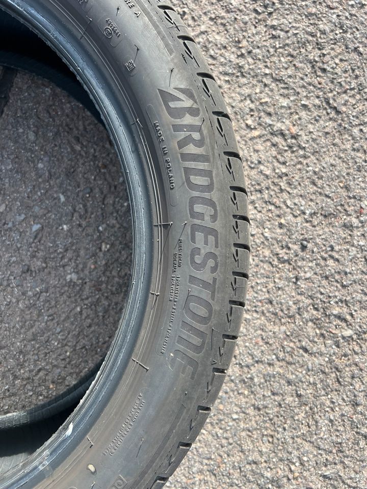 2 Sommerreifen Bridgestone 215/50 R 18 92 W in Weiskirchen