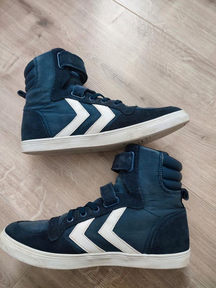 Hummel Schuhe High Sneaker Gr. 35 in Satrup