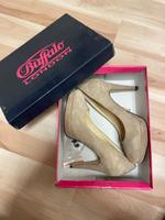 Buffalo Pumps - samt beige - Gr. 39 Hessen - Fulda Vorschau