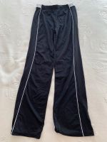 Sporthose Jogginghose crane Sports S 36/38 Nordrhein-Westfalen - Grevenbroich Vorschau