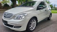 Mercedes B200 136PS Automatik ALU PDC AHK TÜV03/27 Bayern - Seßlach Vorschau
