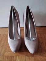 Beige Pumps von Jumex in 37 Hannover - Mitte Vorschau