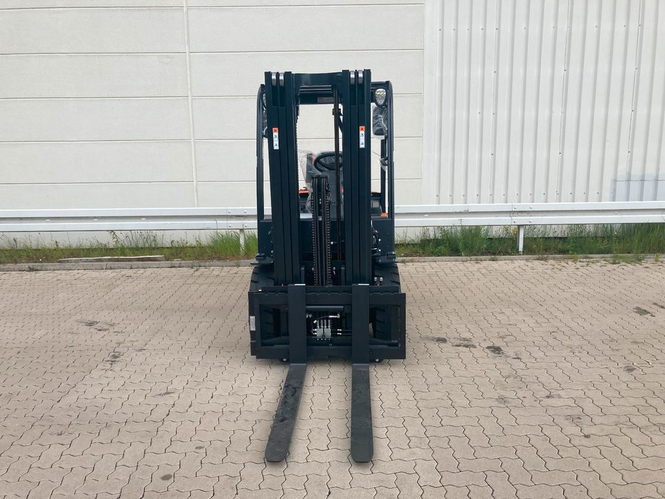 Doosan Treibgasstapler G 30 P-7 NEU / AB LAGER LIEFERBAR in Weyhe