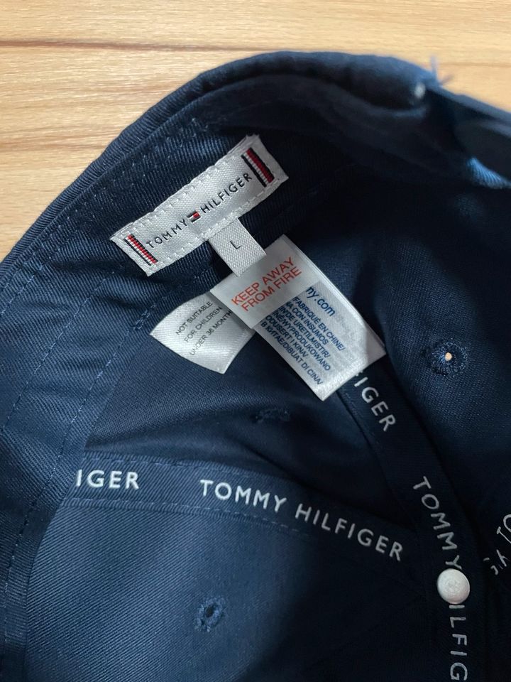 Tommy Hilfiger Kappe neu Gr. L Kinder in Nonnweiler