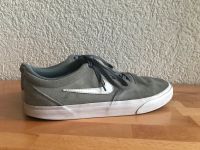 Nike Turnschuhe Sneaker Gr. 44 Baden-Württemberg - Gundelsheim Vorschau