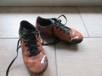 Fußballschuhe in Größe 35 von Puma mit Stollen Hessen - Langen (Hessen) Vorschau