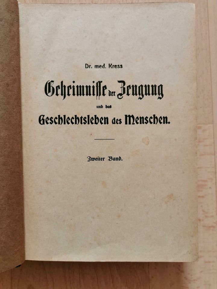 Geheimnisse der Zeugung und das Geschlechtsleben des Menschen in Schwerin