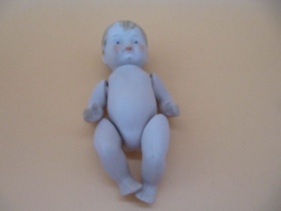 ganz alte Porzellan Puppe 12,5 cm Sammler Rarität Top !!! in Eystrup