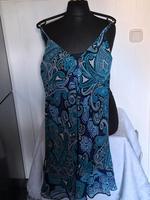 Blau buntes Sommerkleid Gr 48 Köln - Köln Buchheim Vorschau