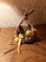 Osterhuhn Osterdeko Osternest Huhn brütet im Nest Eier aus Kr. Dachau - Dachau Vorschau