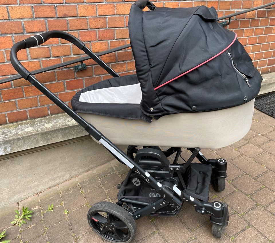 Kinderwagen von Hartan inkl. Sportsitz in Bad Oeynhausen