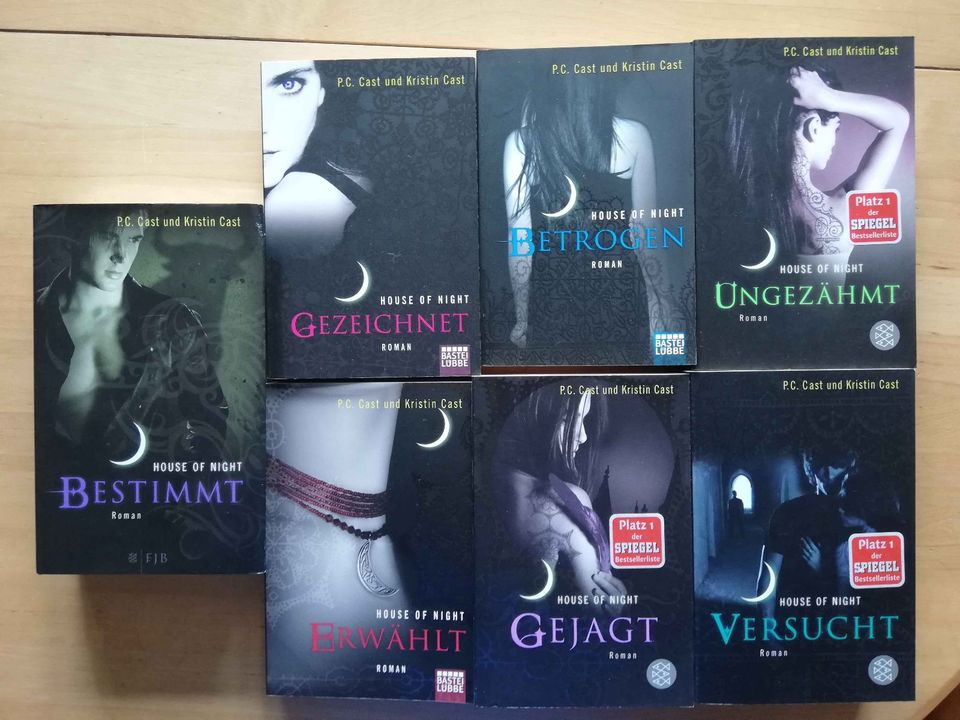 House Of Night, zus. 7 Bände in Heidelberg