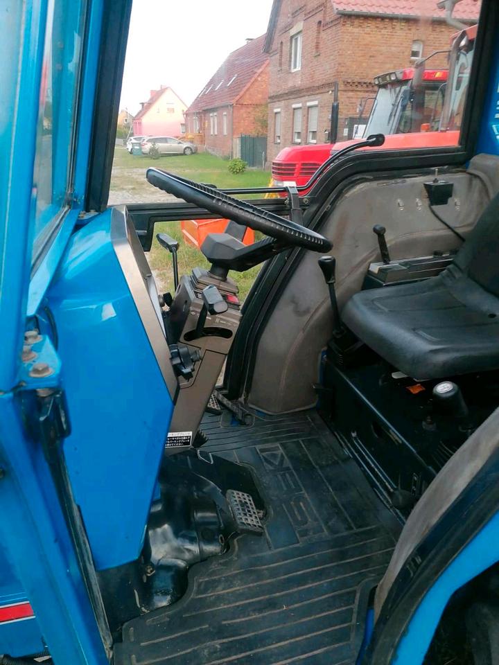 Iseki TA607F mit Kabine 60Ps Traktor Schlepper Kleintraktor in Rossow