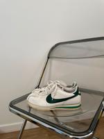 Nike Cortez weiß/grün Düsseldorf - Düsseltal Vorschau