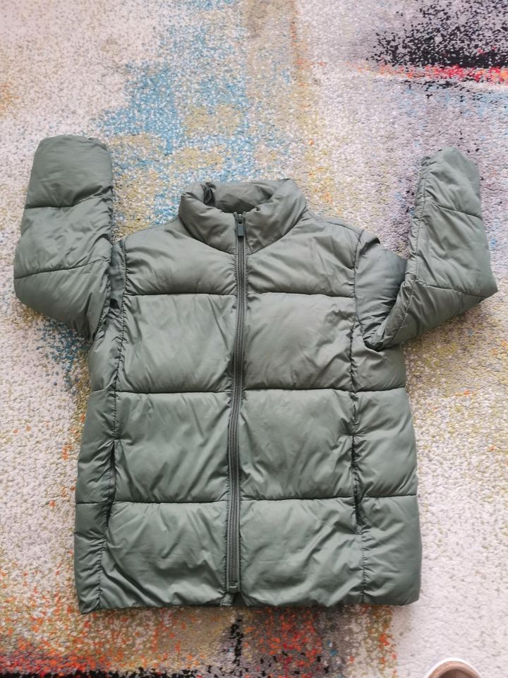 Jacke von Zara 122 in Wiesbaden