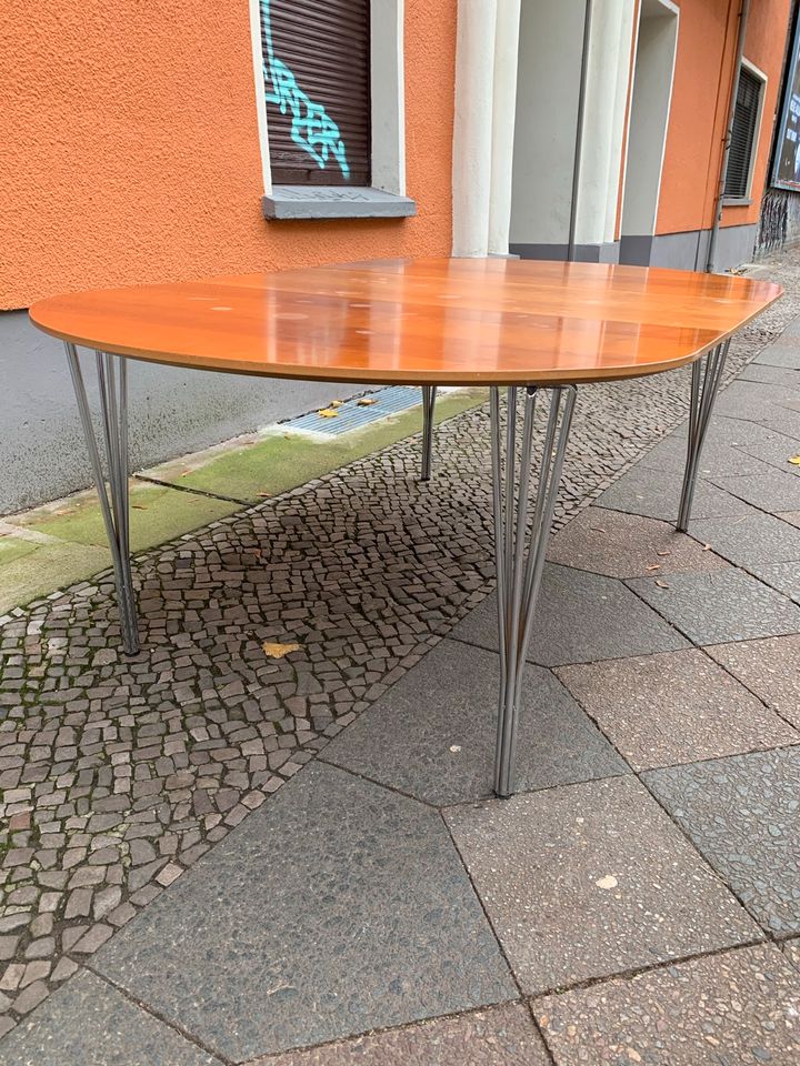 ✓ SALE ✓ Esstisch Tisch wie Fritz Hansen Holztisch mid Century 60er 70er Retro danish Design metallbeine in Berlin