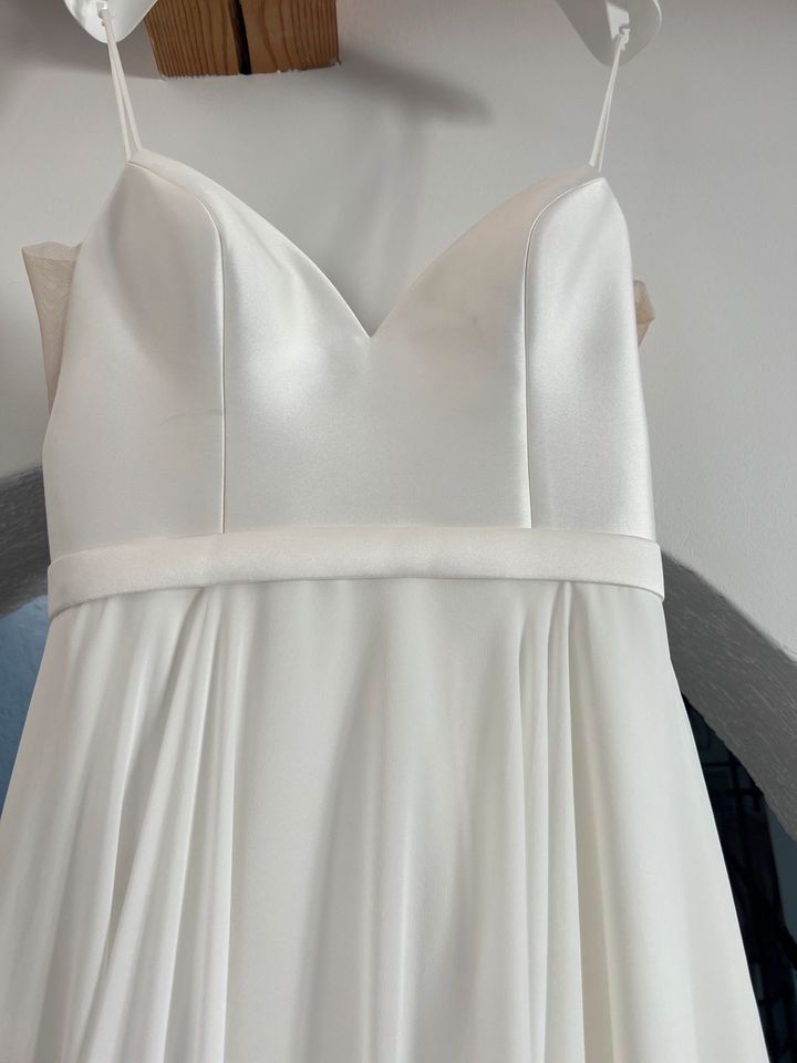 Brautkleid Sinceritiy Bridal in Ebersberg