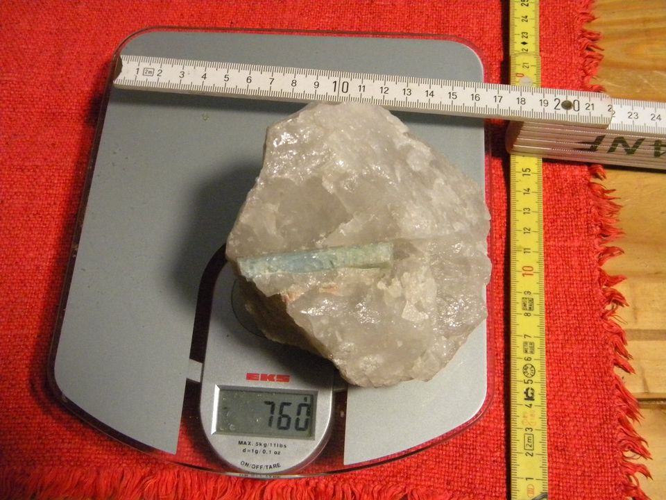 Mineral Edelstein " Aquamarin auf Quarz  " in Meinerzhagen