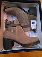 NEU & GRATIS VERSAND ☆ U.S. Polo Damen Stiefel Größe 40 Braun Düsseldorf - Stadtmitte Vorschau