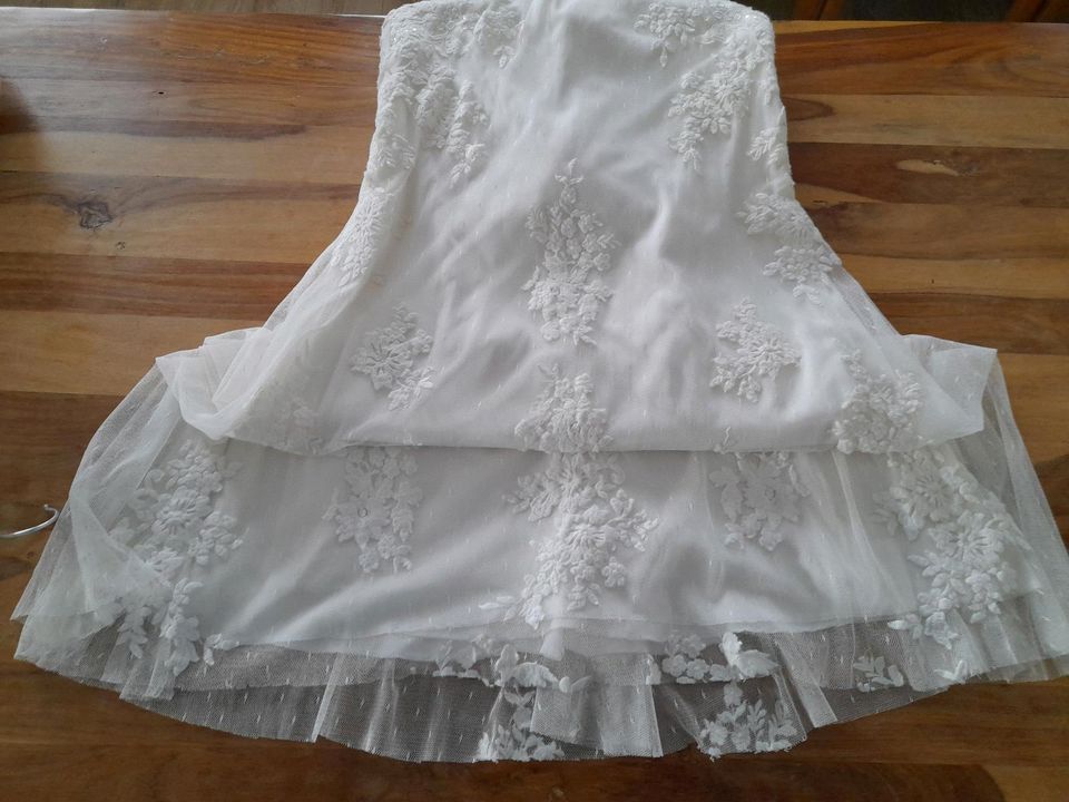 Hochzeitskleid Sweetheart 11039 Ivory Creme in Halver