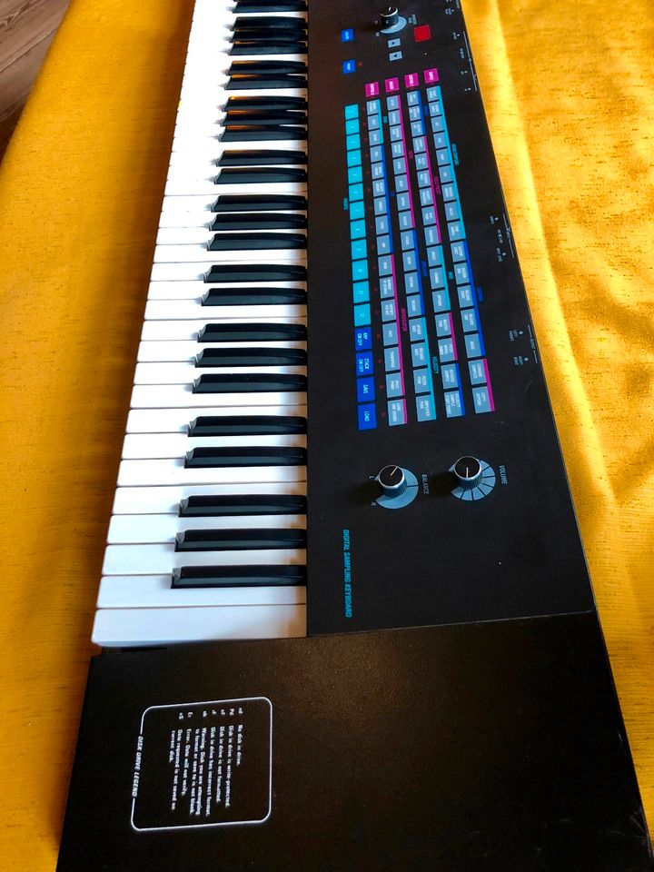 SEQUENTIAL PROPHET 2000 Digital Synthesizer in Hamburg