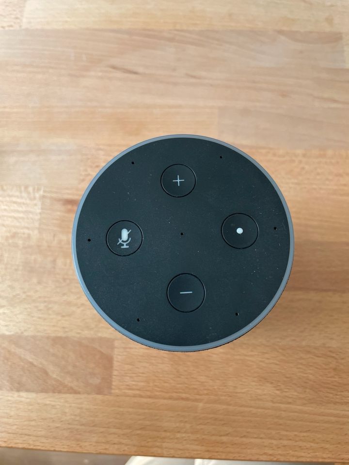 Amazon Echo (2. Gen) in Braunschweig