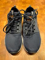 Bench Sneaker Gr 39 - sehr gut erhalten Hessen - Bensheim Vorschau