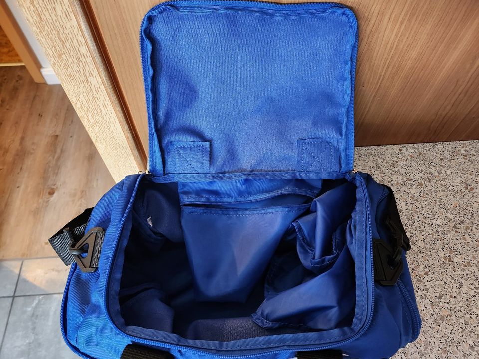 JAKO - Sporttasche,blau,neuwertig,inkl.versand in Oelde