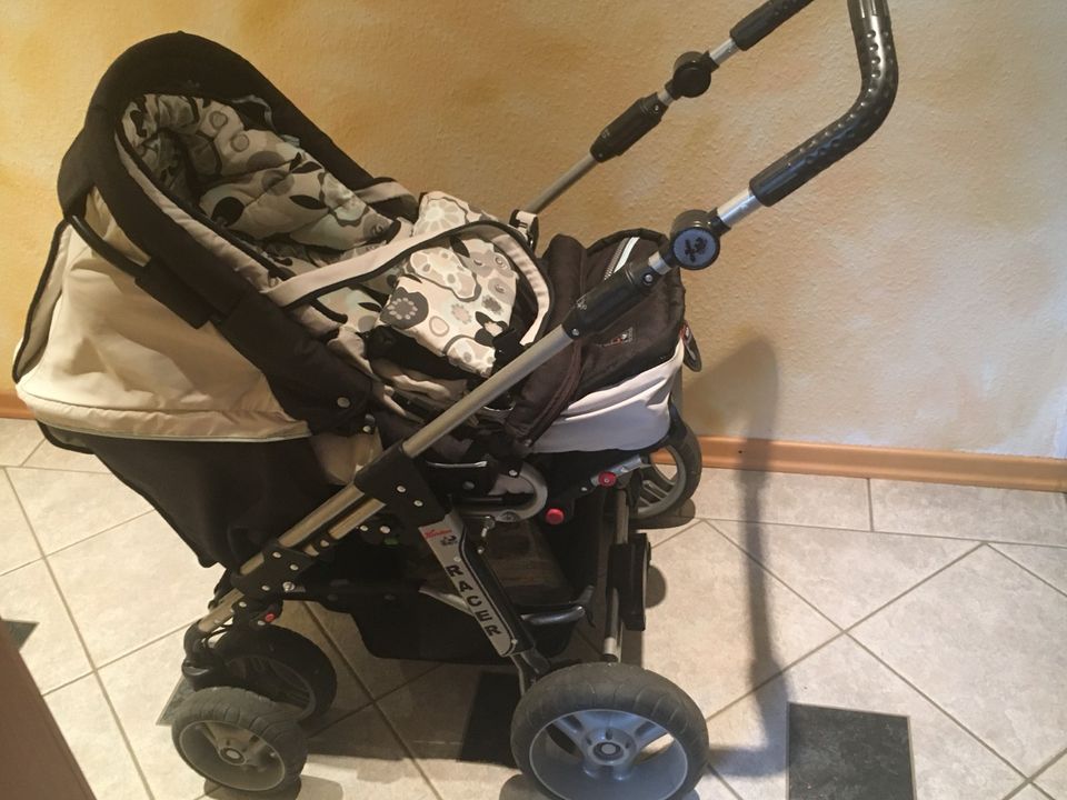 Kinderwagen Hartan Racer S mit Kombitasche und Regenschutz in Badem