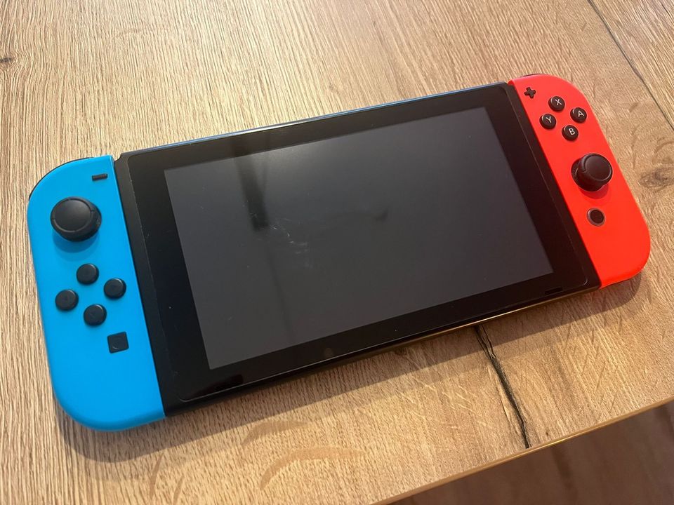 Nintendo Switch in Schloß Holte-Stukenbrock