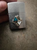 Zippo Feuerzeug mit Herzen blauer und weißer Stein Schleswig-Holstein - Weesby Vorschau