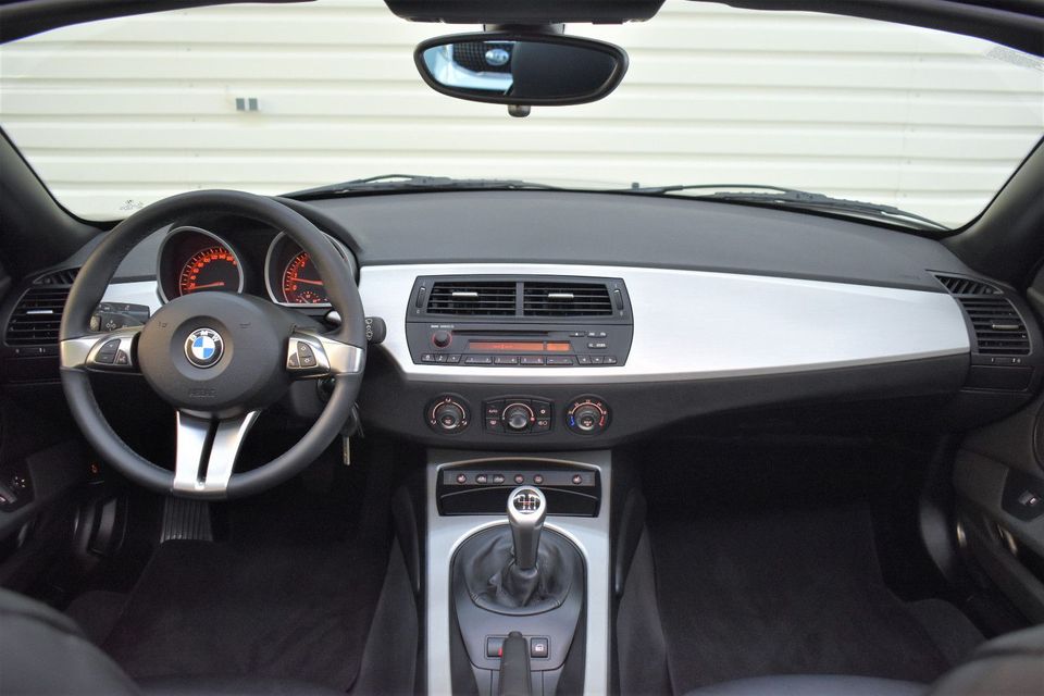 BMW Z4 Roadster 2.5i+ 1.Hand+ Xenon+ SHZ + 56.100KM in Forst