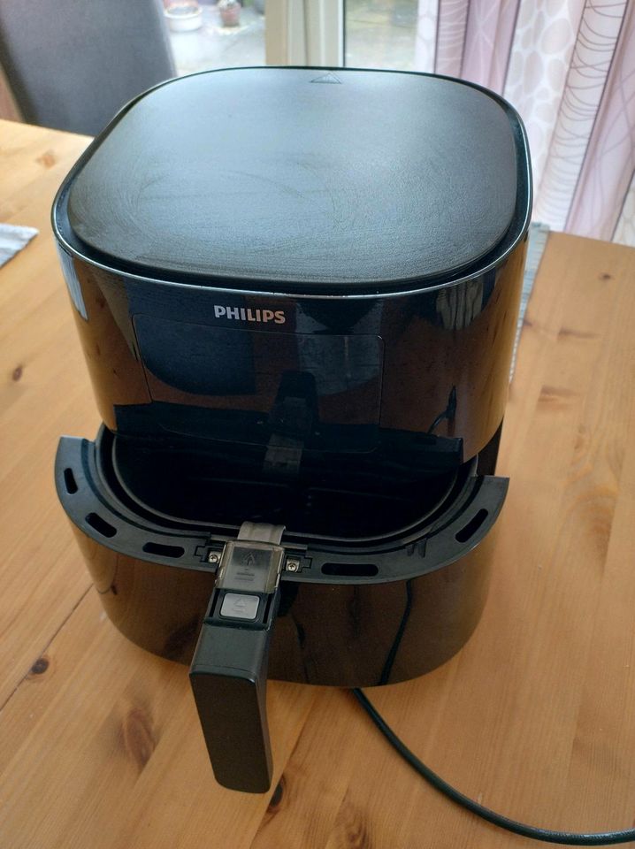 Einen Philips Essential Airfryer XL, 6,2 Liter in Halle (Westfalen)