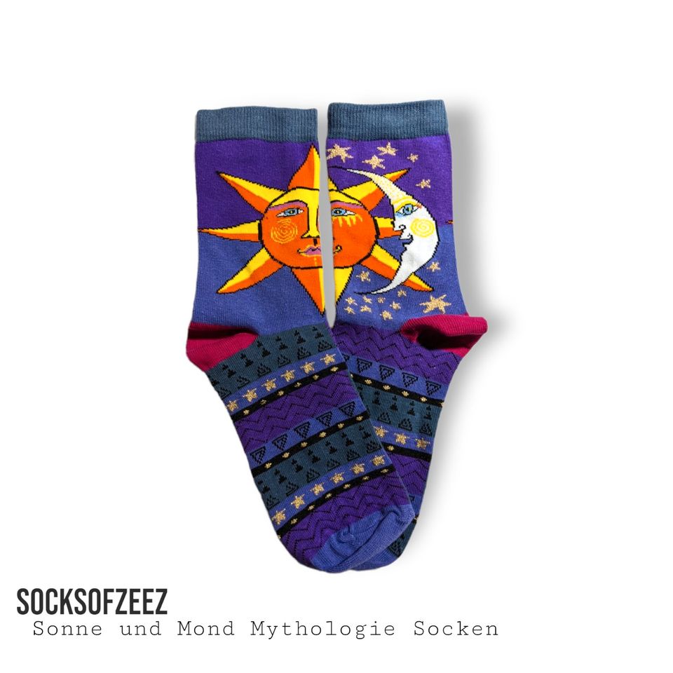 Sonne und Mond Mythologie Socken in Wuppertal