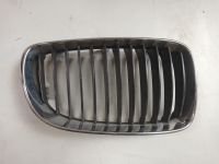 BMW 1er E87 LCI Kühlergrill Grill Niere rechts 7179656 BA62 Nordrhein-Westfalen - Werne Vorschau