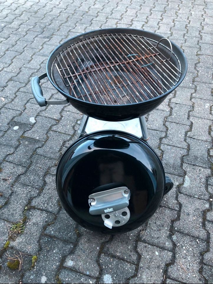 Weber Kettle 47cm Holzkohlegrill in Nürnberg (Mittelfr)