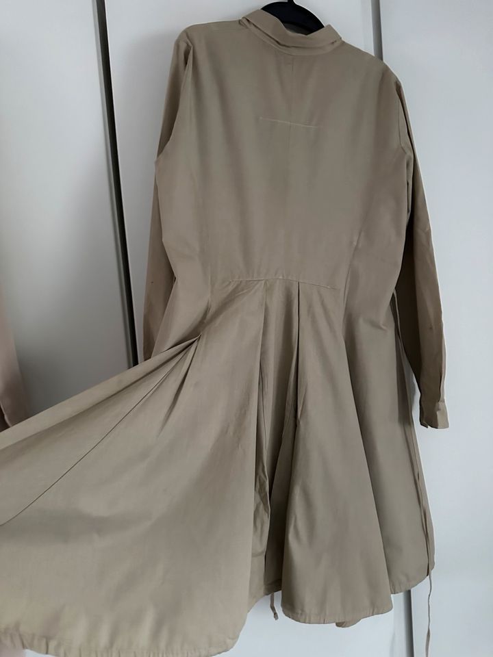 Kleid von Hugo Boss, European Culture und Guess in XL in Dinslaken