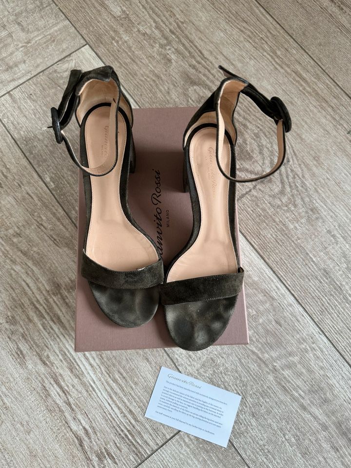 Gianvito Rossi Sandalen Schuhe Sandals mytheresa KP € 690 Damen in Östringen