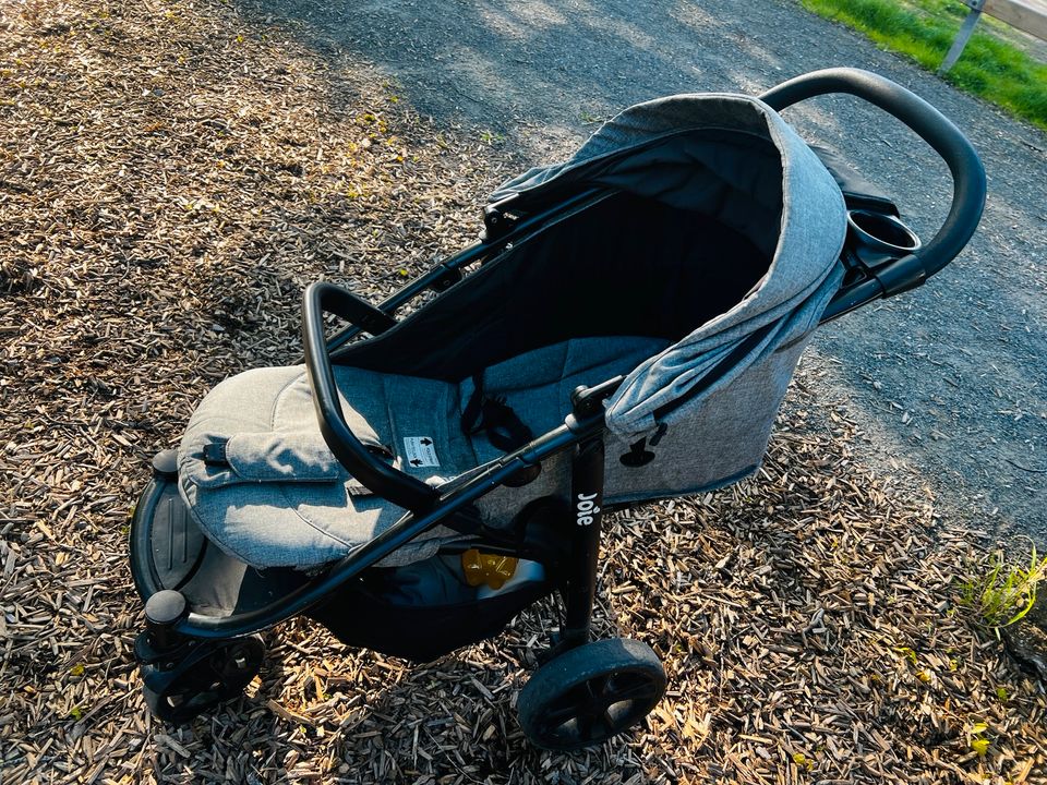 Joie Kinderwagen in Hannover