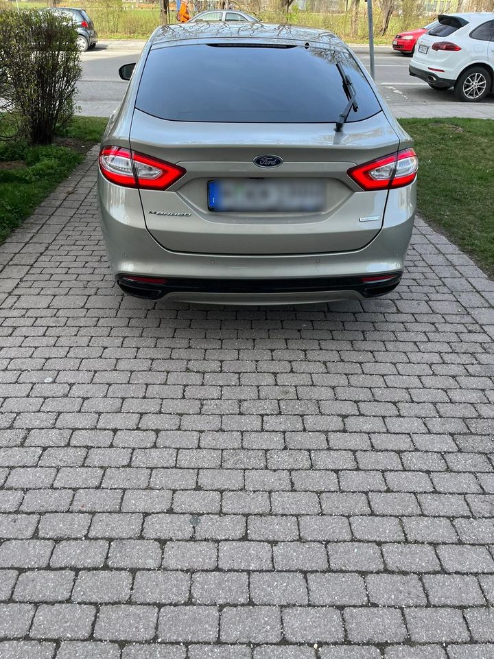 Ford Mondeo Ecoboost in Puchheim