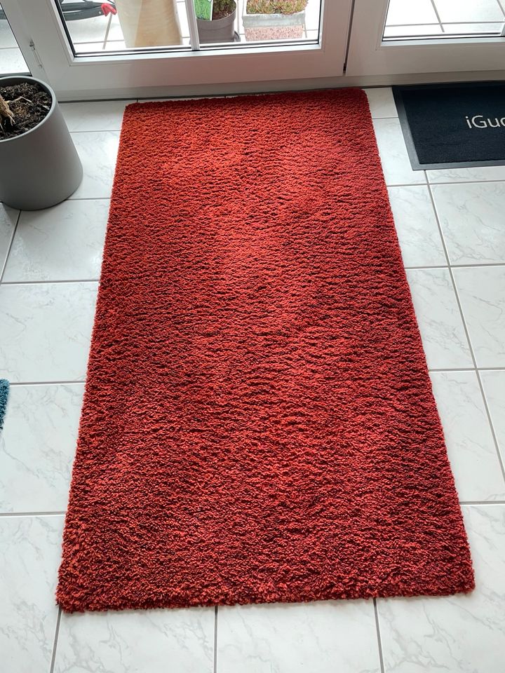 Teppich „STOENSE“ rot von IKEA, 80x150 cm in Babenhausen
