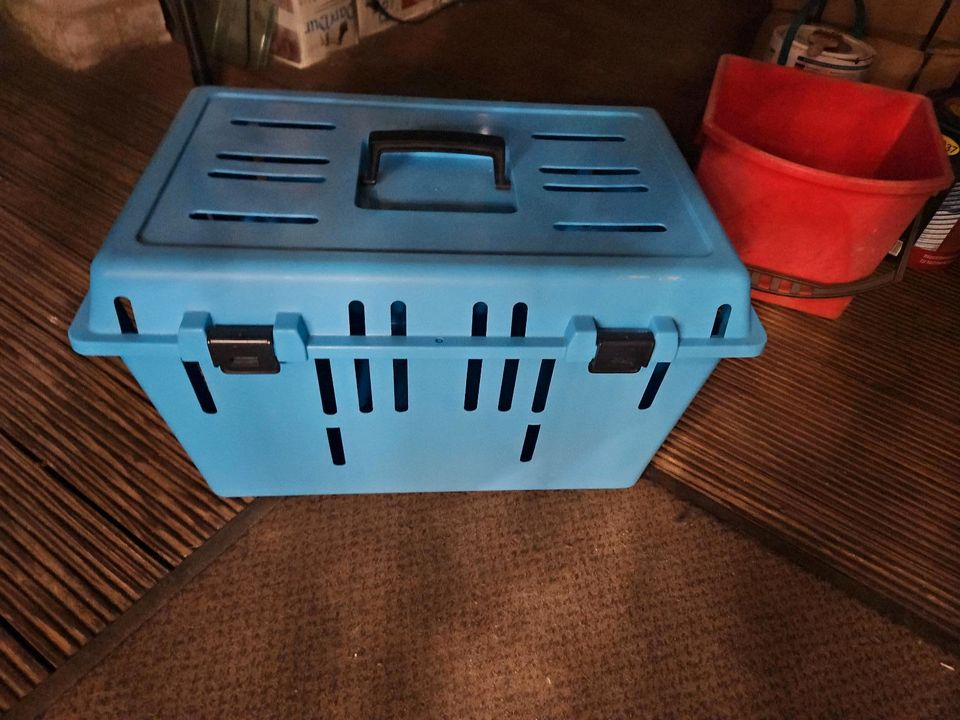 Transportbox Pet Caddy II sehr gut erhalten Katzenbox, Hundekäfig in Berlin