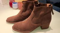 UGG STIEFELETTEN GR.39 NEU BRAUN Nordrhein-Westfalen - Bottrop Vorschau